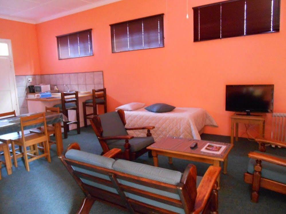 Obesa Lodge Храфф-Рейнет Экстерьер фото